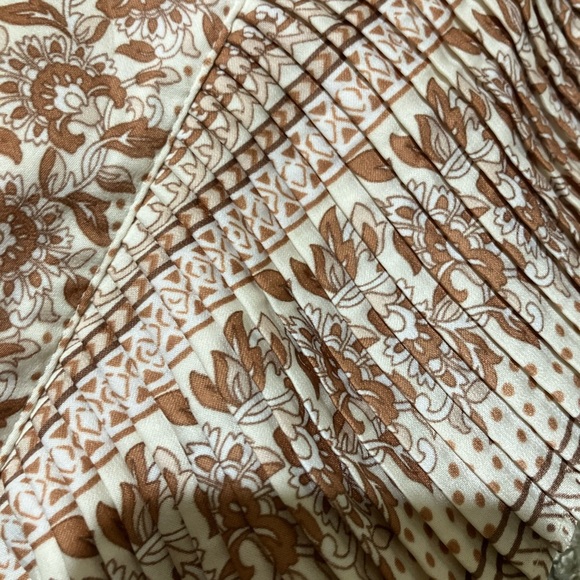 NWT! Rachel Zoe Tan and Brown Smocked Boho Top - Picture 2 of 8